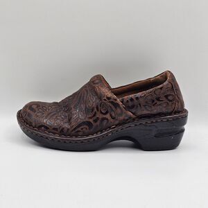 BOC Born Concept Shoes Womens 7M Peggy Clogs Tooled BC6630‎ Brown Leather